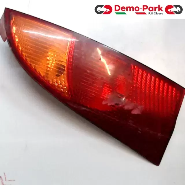 STOP DX 3P. Ford FOCUS  0