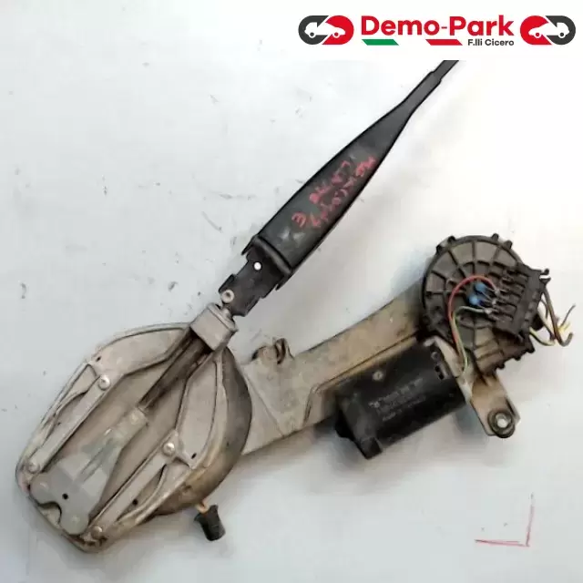 MOTORINO TERGICRISTALLO  Mercedes-benz E 200  0