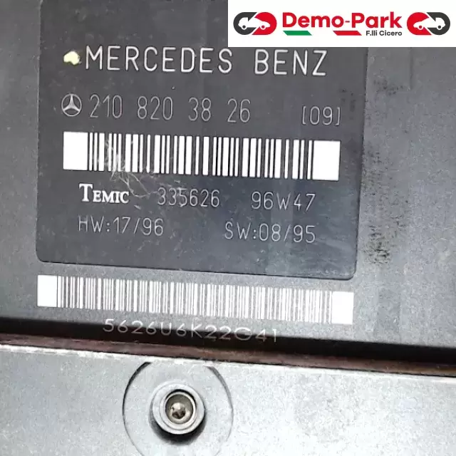 BODY COMPUTER Mercedes-benz E 210 820 38 26 1