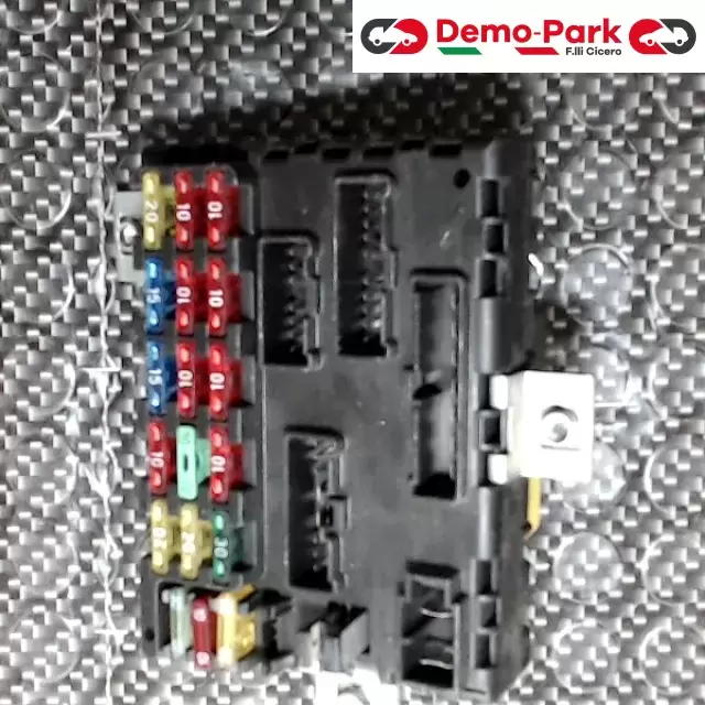 SCATOLA PORTA FUSIBILI Fiat PUNTO - 1.7 TD  0