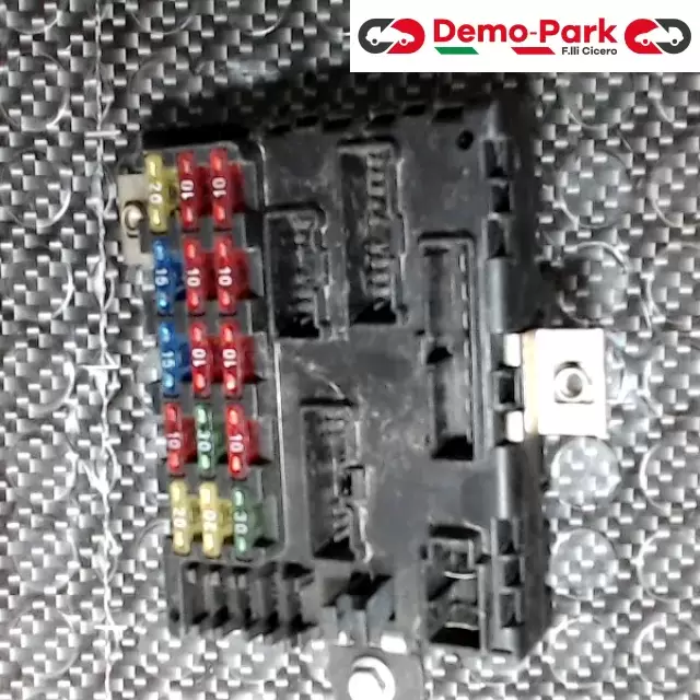 SCATOLA PORTA FUSIBILI Fiat PUNTO - I SERIE ILL. 0