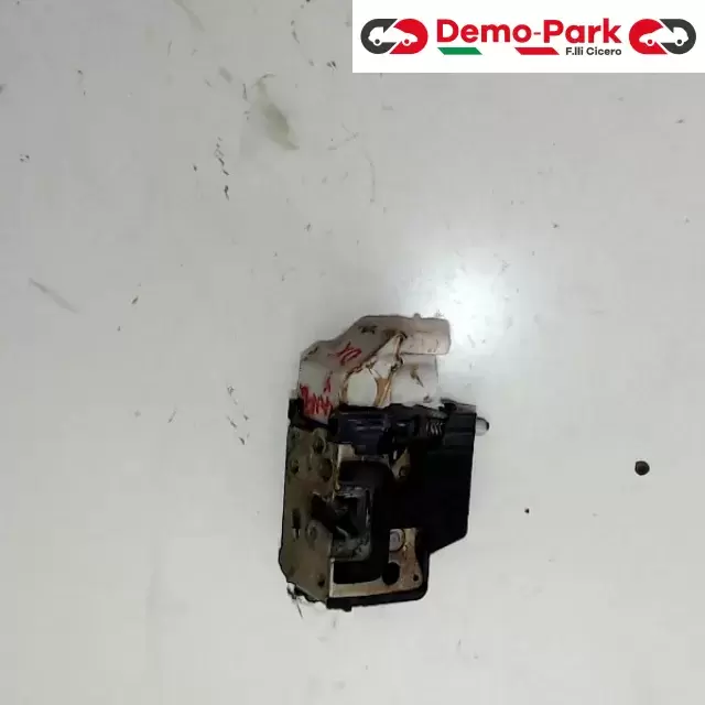 SERRATURA ANT. DX Lancia Y  0