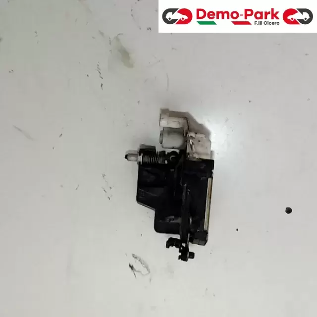 SERRATURA ANT. DX Lancia Y  1