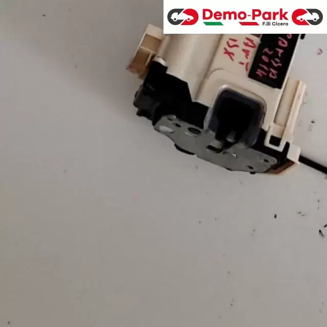 SERRATURA ANT. DX Fiat PANDA - 2014  2