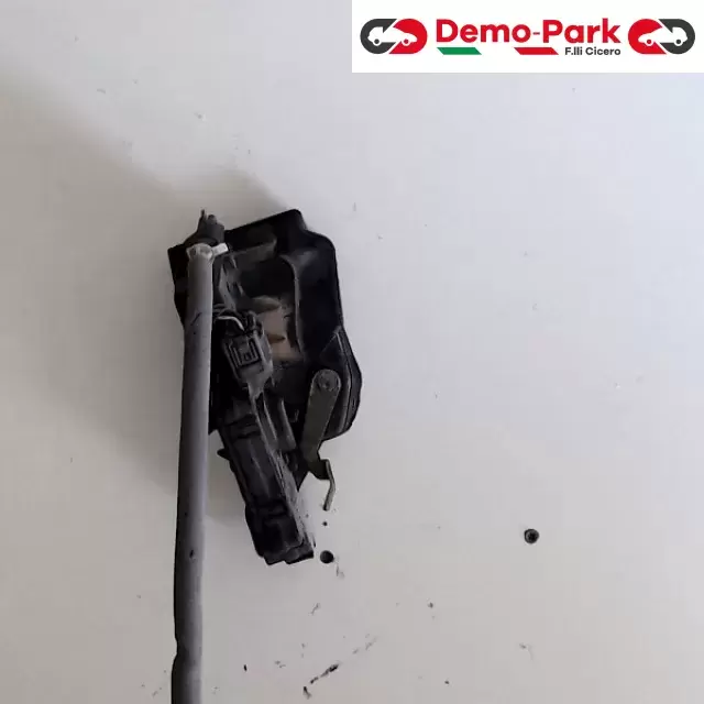 SERRATURA POST. DX Bmw 320 D E 46  2
