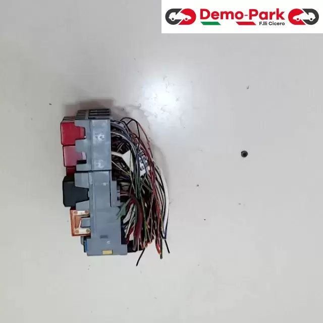 SCATOLA PORTA FUSIBILI Fiat PANDA - 2014  1