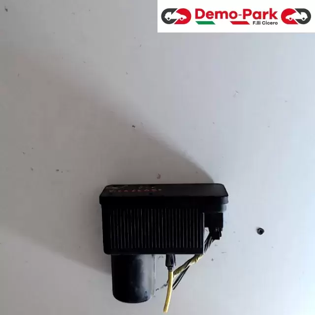 CHIUSURA CENTRALIZZATA - POMPA Mercedes-benz Classe C  0