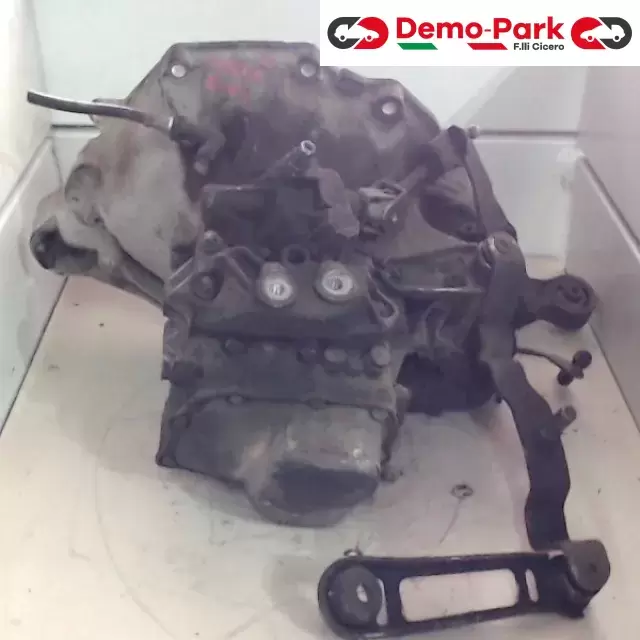 CAMBIO CORSA Opel CORSA C - 1.7 DTI  1