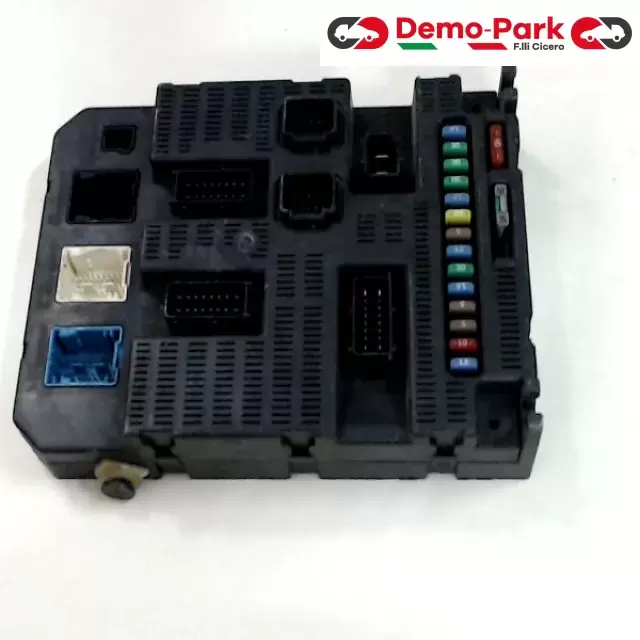 BODY COMPUTER Peugeot 207 BSI 2004 P06 - 00      96 637 982 80 0