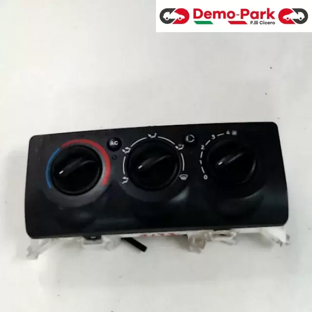 COMANDO CLIMATIZZATORE - MANUALE Renault CLIO - II SERIE  0