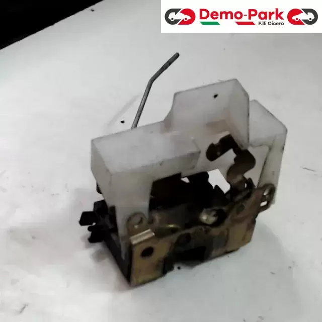 SERRATURA ANT. DX Renault MEGANE  0