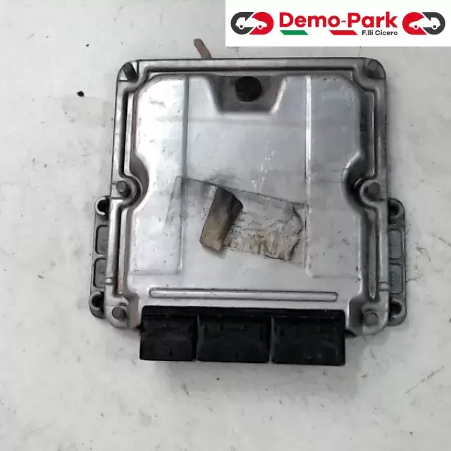 CENTRALINA MOTORE Renault SCENIC - 1.9 DCI BOSCH 0 281 001 934  HOM8200039569 0