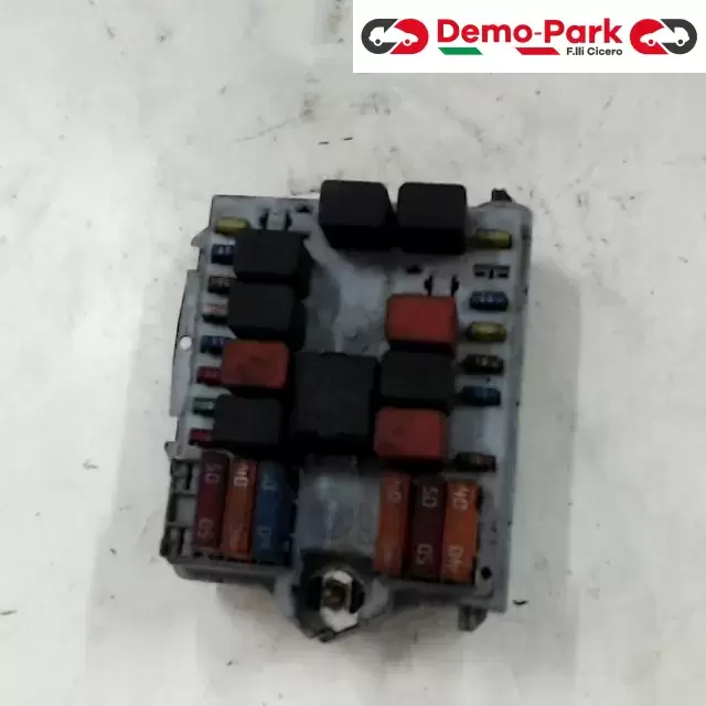 SCATOLA FUSIBILI Alfa Romeo 147  0