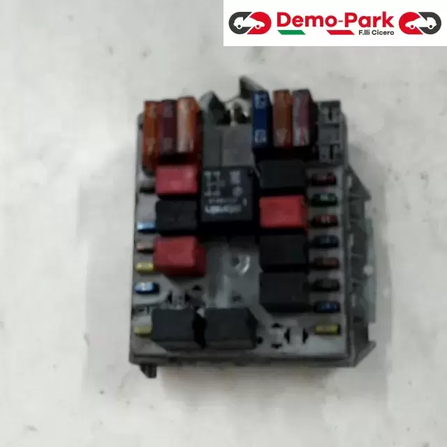 SCATOLA FUSIBILI Alfa Romeo 147  0