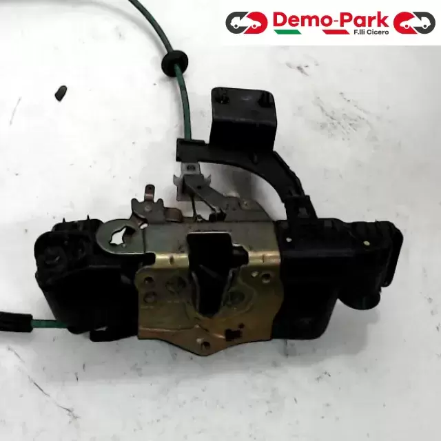 SERRATURA ANT. DX Fiat STILO  0