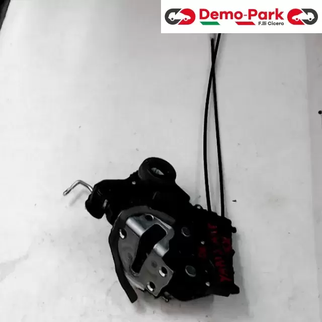 SERRATURA ANT. SX Toyota YARIS  0