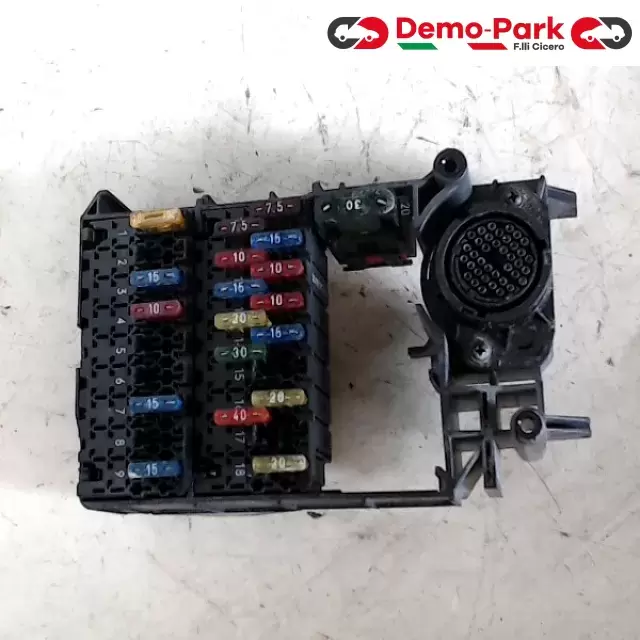 SCATOLA FUSIBILI Mercedes-benz CLASSE E - 4 FARI  0