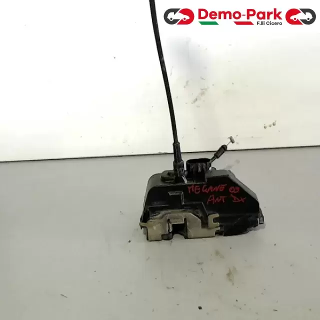 SERRATURA ANT DX Renault MEGANE  0