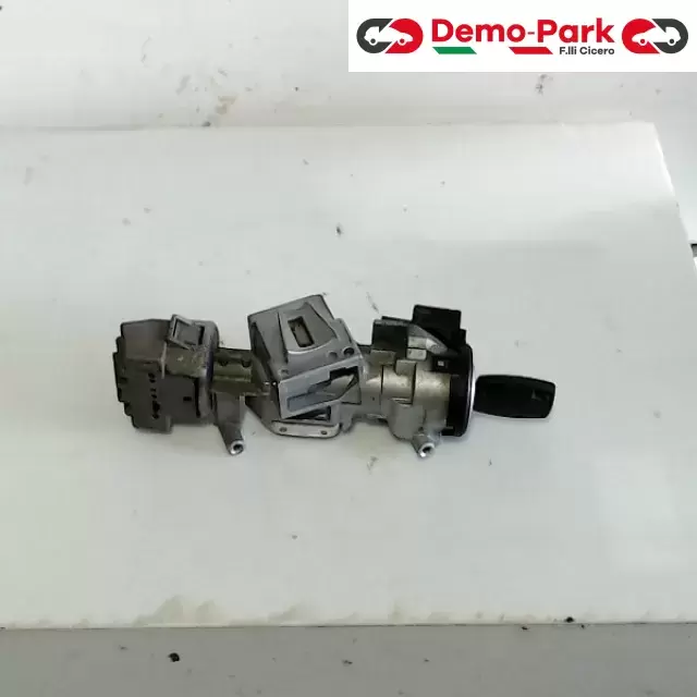 BLOCCASTERZO  Ford C-MAX  1