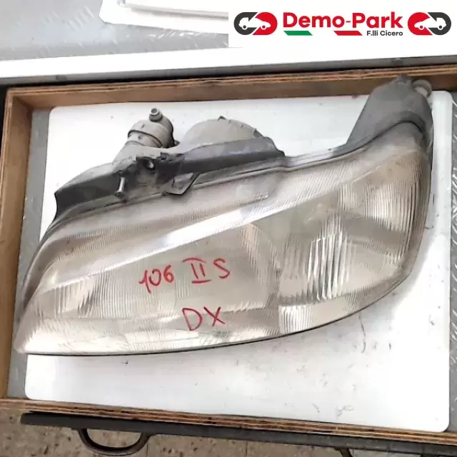 FARO SX Peugeot 106 II SERIE  0