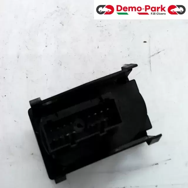 ACCENSIONE LUCI Ford FOCUS  1