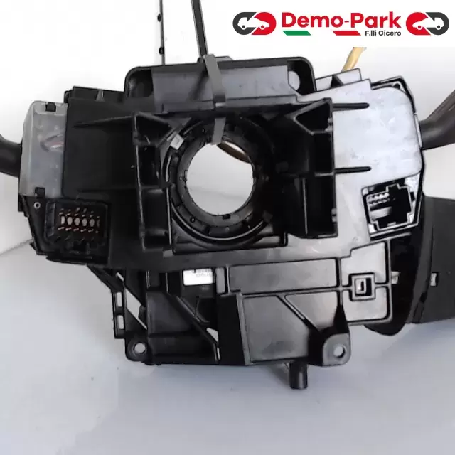 CAMBIO LUCI Ford FOCUS 3M5T-6475-05 JUN-24 AB 1