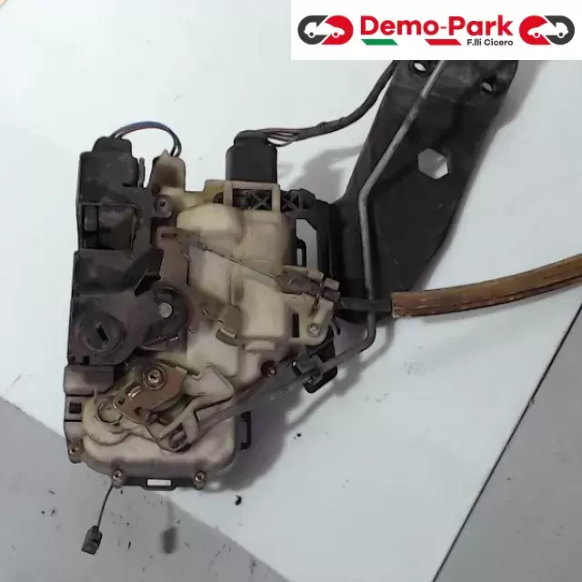 SERRATURA POST DX Seat TOLEDO 117685-104 1