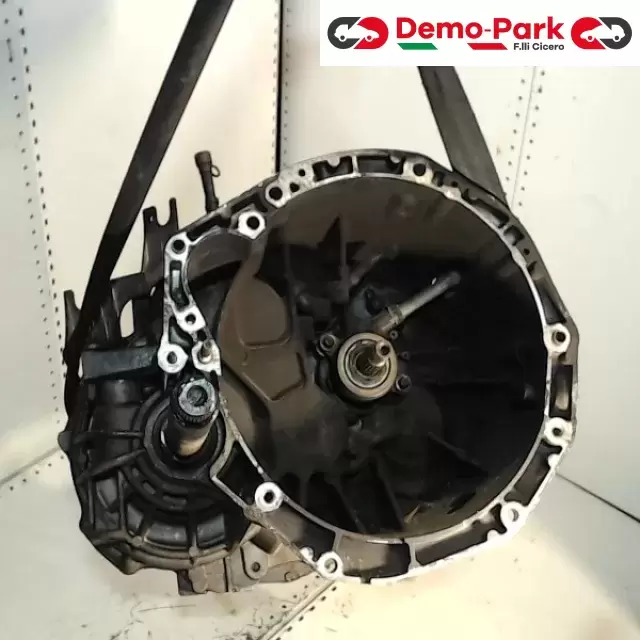 CAMBIO RENAULT MEGANE  Renault MEGANE 1.9 DCI 8200361232 2