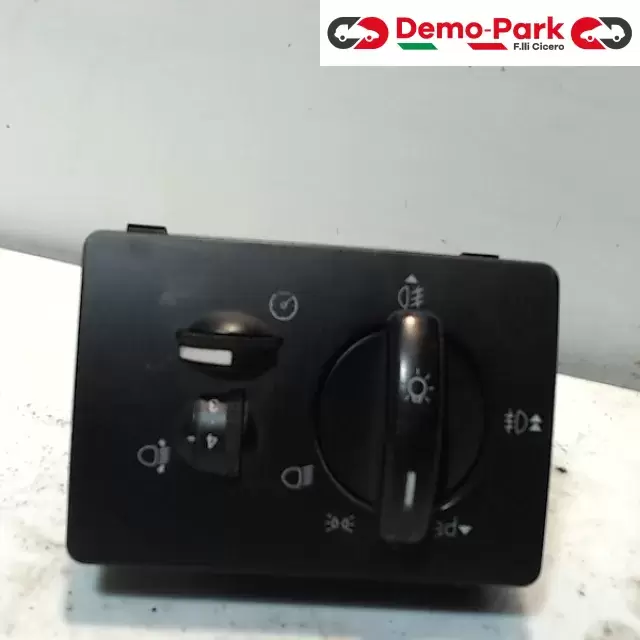ACCENSIONE LUCE Ford FOCUS 4M5T 13A024 AA 0