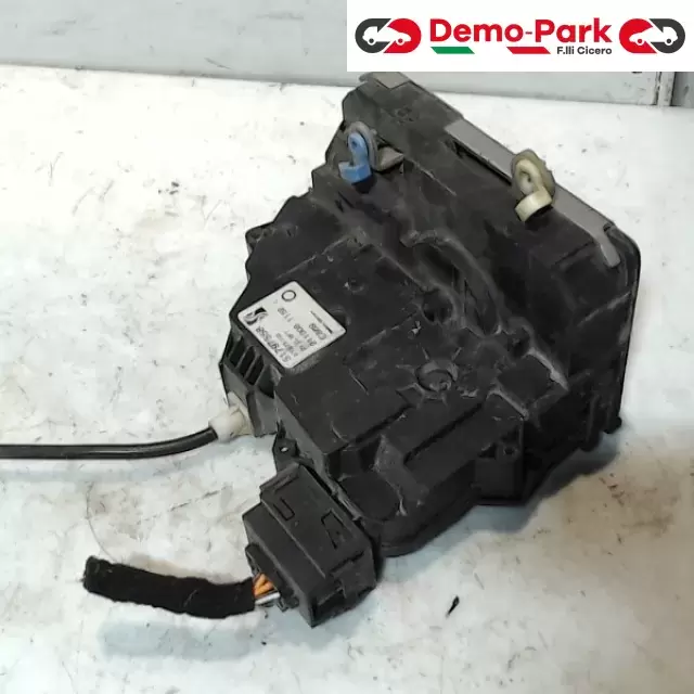 SERRATURA ANT DX Fiat GRANDE PUNTO 51797558 1