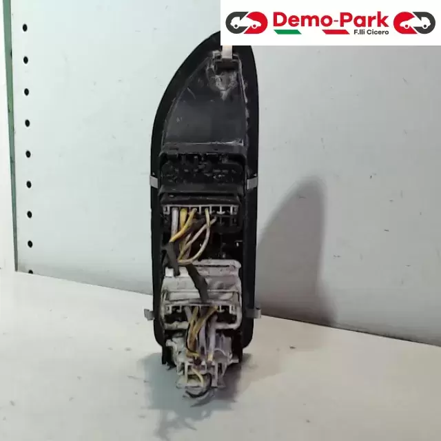 PULSANTIERA ALZAVETRO ANT SX Renault LAGUNA  1