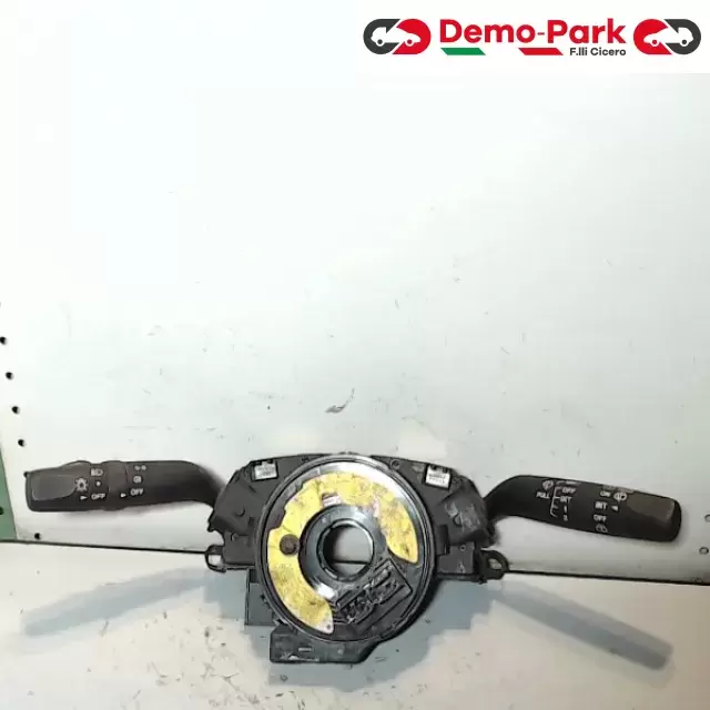 CAMBIO LUCI Mazda 2 3M71-13N064-AC 0