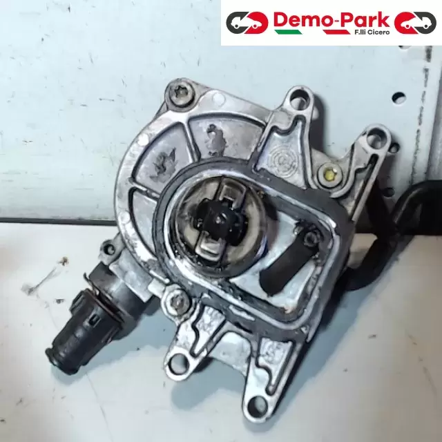 DEPRESSORE FRENI POMPA A VUOTO Opel ZAFIRA 2.0 DTI 02 52738 1