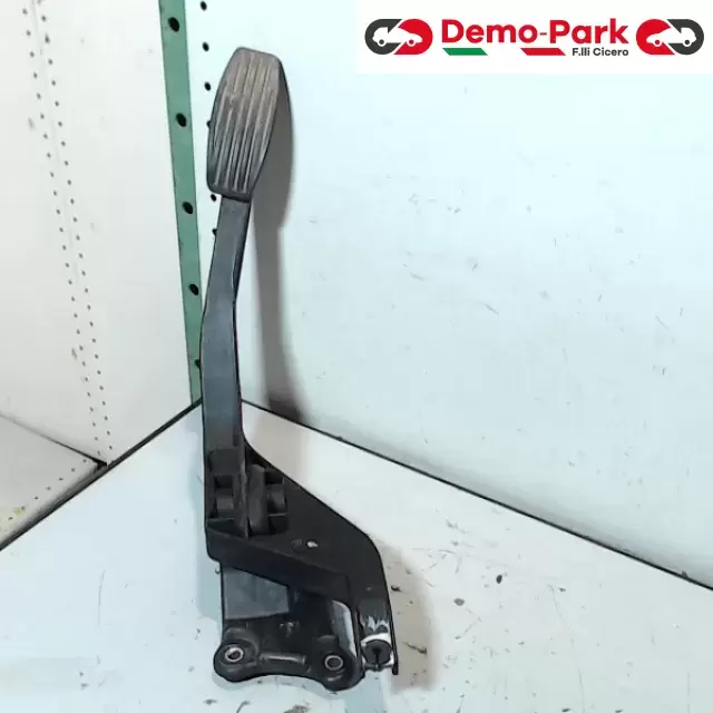 PEDALE ACCELLERATORE Lancia YPSILON 1.2 380843003  0
