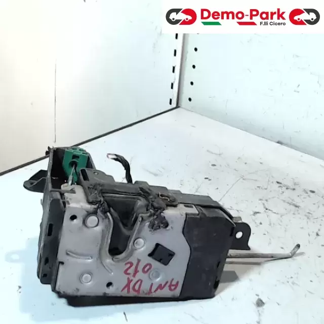 SERRATURA ANT DX Opel ASTRA H 13218749 2