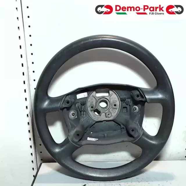 VOLANTE Audi A4 8E0 000 124 0