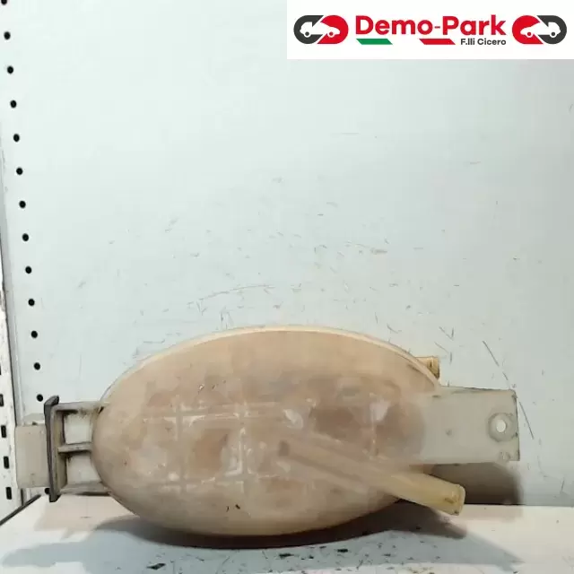 VASCHETTA RADIATORE TRAFFIC-VIVARO Renault TRAFFIC 2.0 DCI 7700312900 2