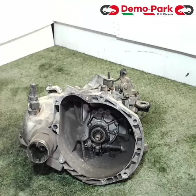 CAMBIO Kia PICANTO 1.0 M61569  836465 0