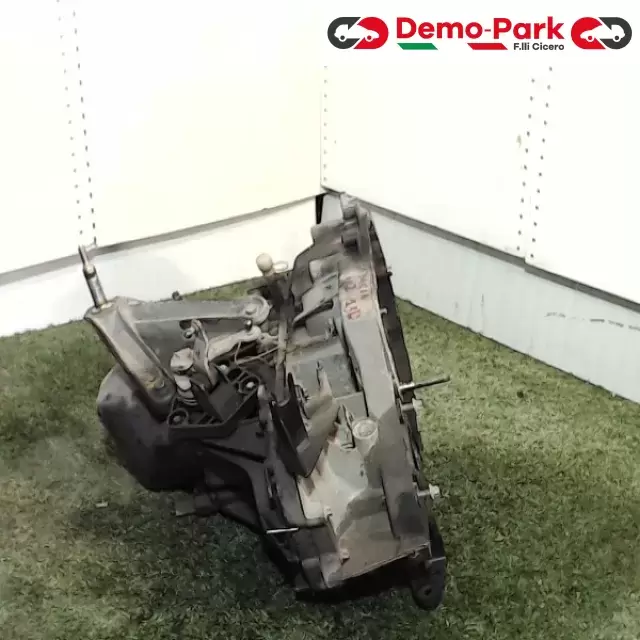 CAMBIO Nissan MICRA K12 1.5 DCI K9K 8200210038 3