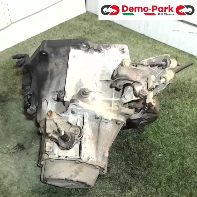 CAMBIO 307-308-C4 CitroЁn C4 1.6 HDI 90CV 20DM75 (053523 B) 0