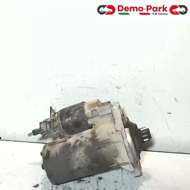 MOTORINO D'AVVIAMENTO VOLKSWAGEN-AUDI Volkswagen GOLF 4 1.6 001 121 006 1
