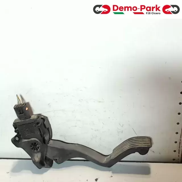 PEDALE ACCELERATORE Peugeot 207 1.4 HDI 96 807 568 80-02 0