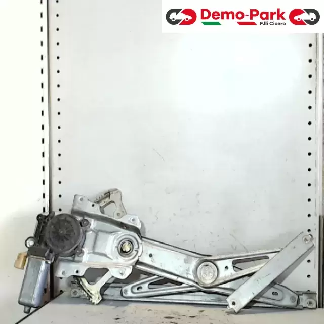 MOTORINO TERGICRISTALLO ANT. SX Toyota YARIS I SERIE 0130822018 1