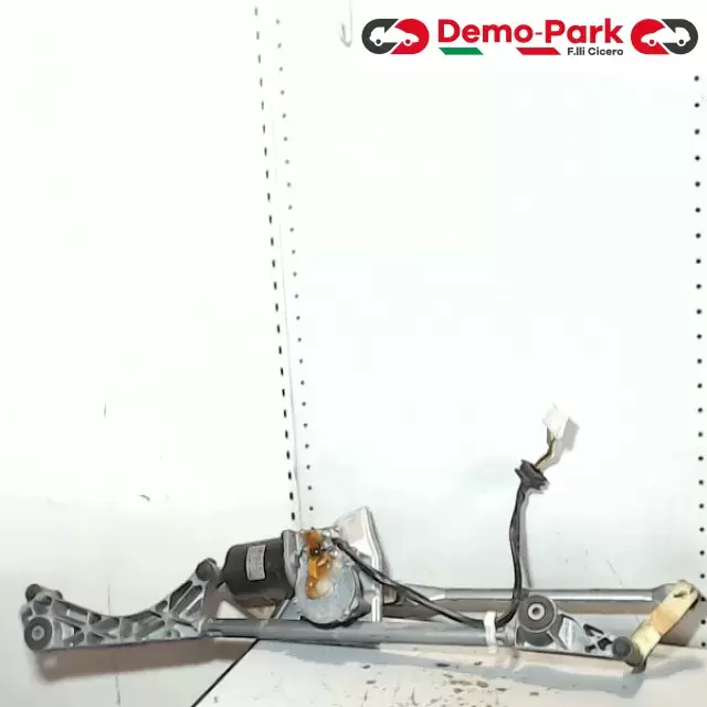 MOTORINO TERGICRISTALLO ANTERIORE Mercedes-benz CLASSE C - W203 A2038200342 0