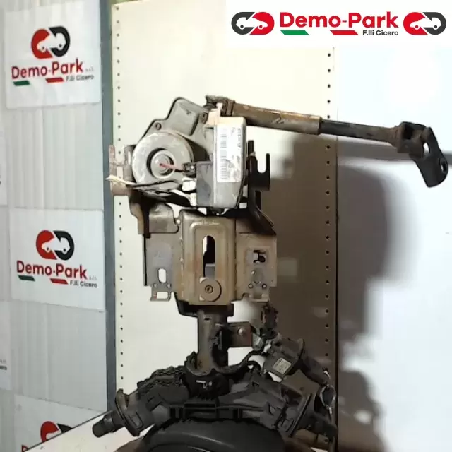 PIANTONE STERZO  Renault CLIO III 1.5 DCI 50410359  8200 327 507  50350111  54084732H - 8200 307 154--A  8200 245 459 2