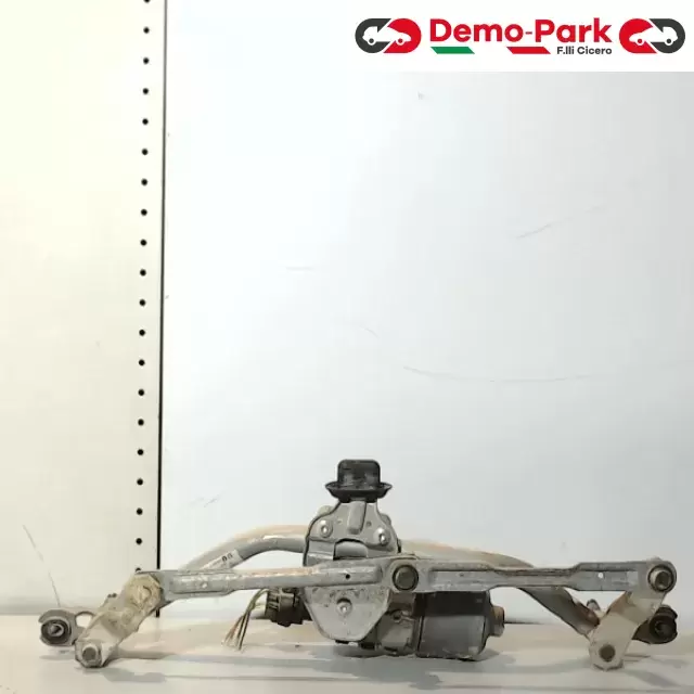 MOTORINO TERGICRISTALLO Peugeot 207 5P 0 390 241 540  9650380780 1