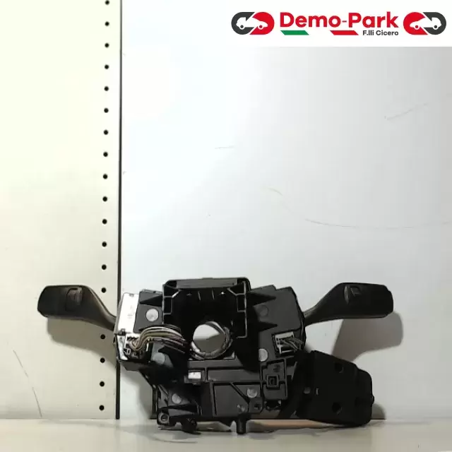 CAMBIO LUCE  Ford FOCUS II C - MAX 4M5T13N064-HH 3M5T6475AE 1