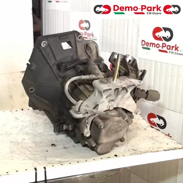 CAMBIO LANCIA YPSILON 1.3 M-JET  Lancia YPSILON - 1.3 Mjet  2