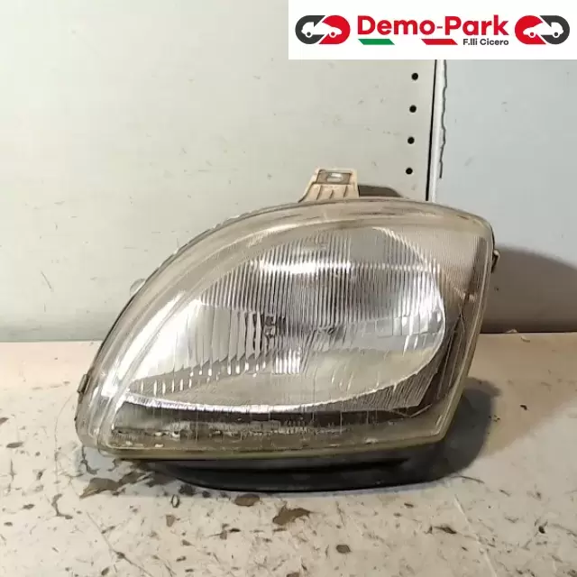 FARO SX FIAT 600 Fiat 600  0