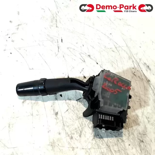 CAMBIO LUCE TOYOTA COROLLA  Toyota COROLLA 173654 1